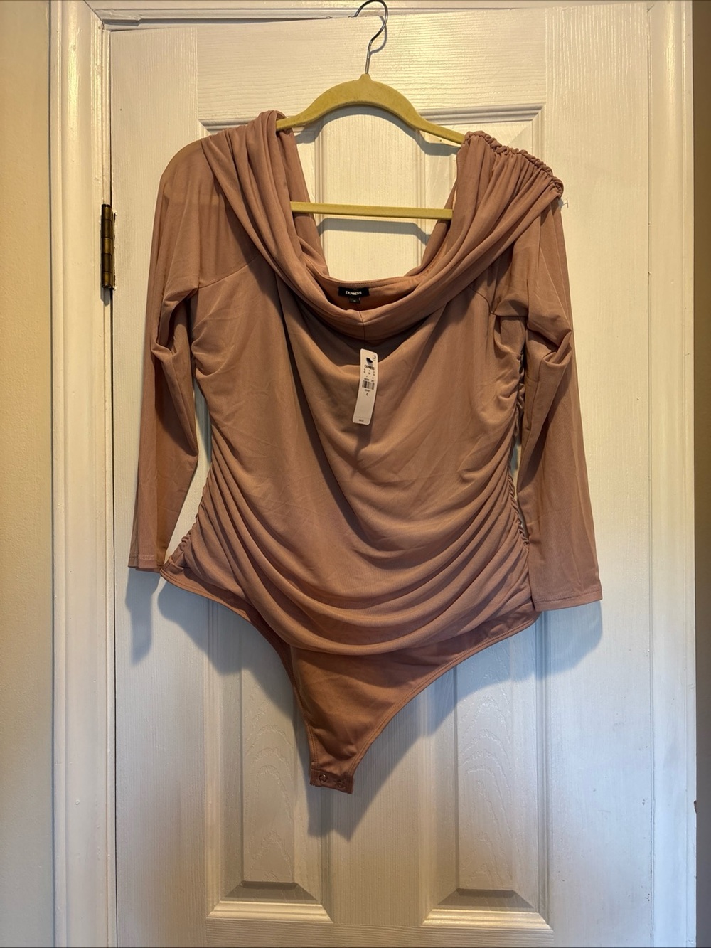Express Body Contour Draped Cowl Neck Ruched Long Sleeve Bodysuit XL Mauve NWT